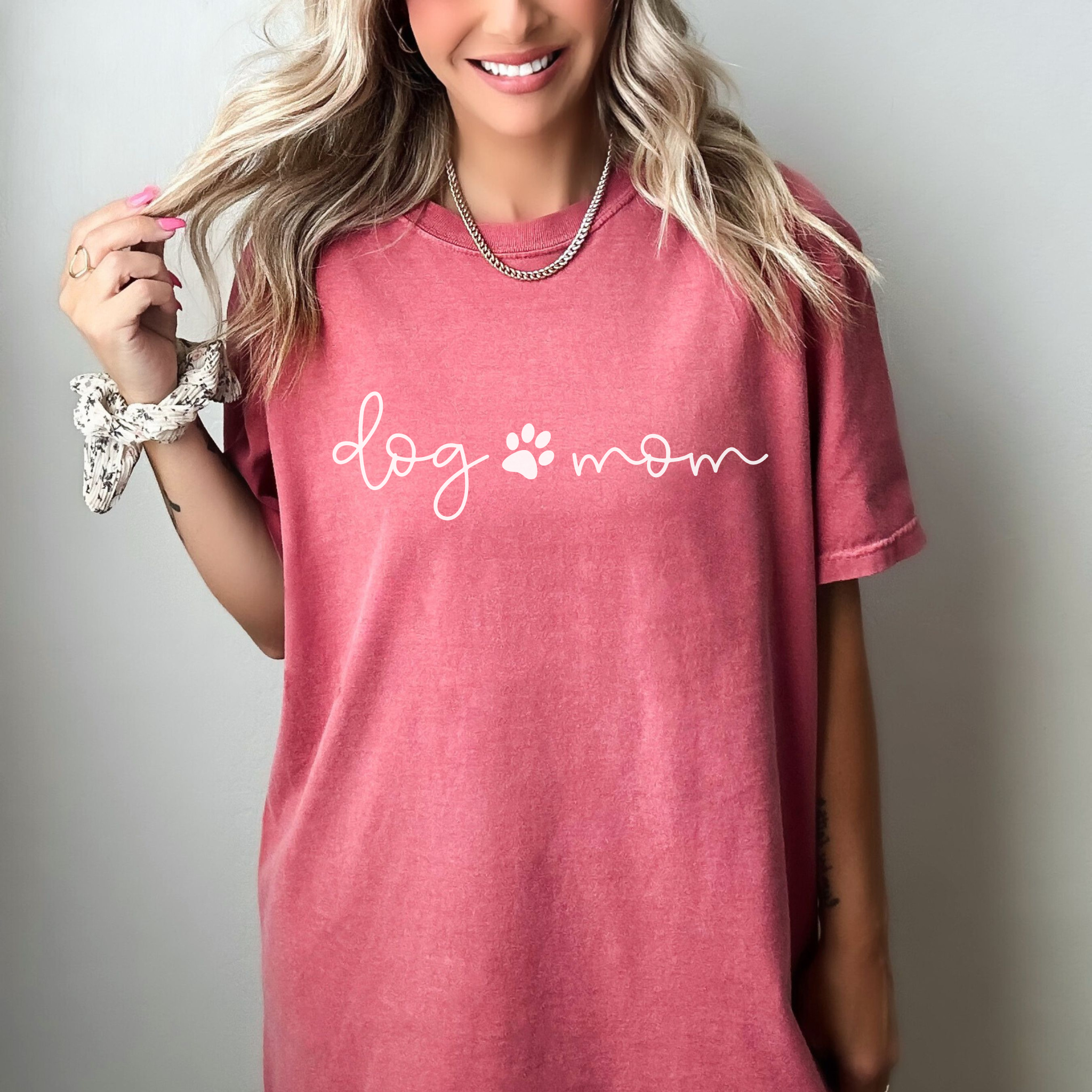 Dog Mom T-Shirt