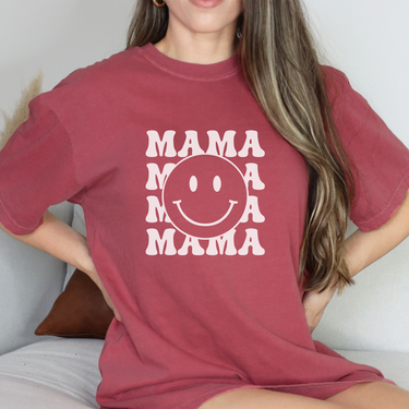 Camiseta con cara sonriente de mamá